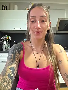 NicoleKaiser online show from June 3, 2026, 5:10 am