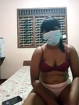 honeyi babe online show from March 28, 2026, 6:51 pm