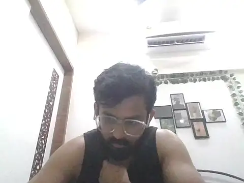 Snapshot of aryaka1303 chatting on April 27, 2026, 3:10 pm aryaka1303 online show from April 27, 2026, 3:10 pm