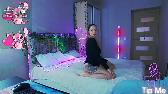Alexandracandy online show from April 30, 2026, 2:56 pm