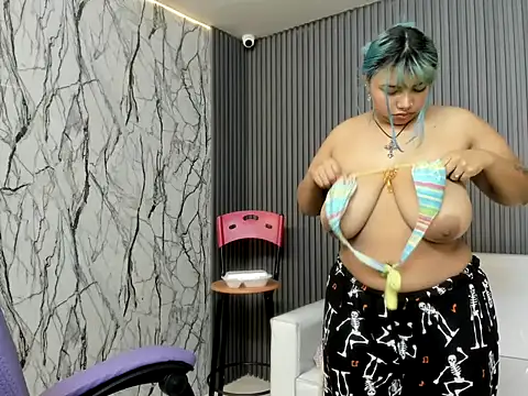 katteyes 20 online show from March 26, 2026, 8:47 pm