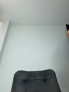 Snapshot of MoraFit_ chatting on May 5, 2026, 2:03 pm MoraFit online show from May 5, 2026, 2:03 pm