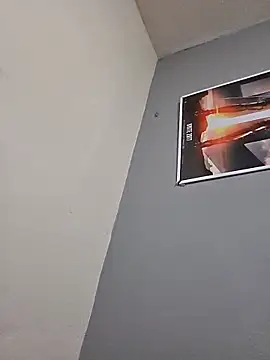 vmaxis online show from April 21, 2026, 3:35 am