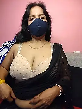 Snapshot of Rashilii_Bhabi chatting on July 2, 2026, 1:39 pm Rashilii Bhabi online show from July 2, 2026, 1:39 pm