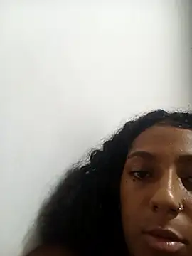 SereiaMulata online show from April 4, 2026, 8:50 pm