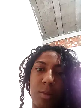 SereiaMulata online show from April 15, 2026, 11:39 am