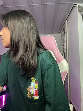 Princess Hotx online show from April 16, 2026, 9:39 pm