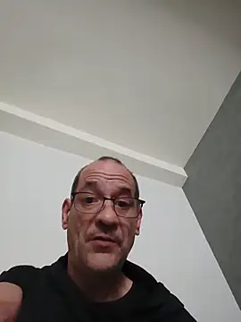 Snapshot of fairlight38 chatting on May 5, 2026, 10:45 am fairlight38 online show from May 5, 2026, 10:45 am