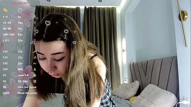 Snapshot of gigi_meii chatting on April 15, 2026, 1:07 pm gigi meii online show from April 15, 2026, 1:07 pm