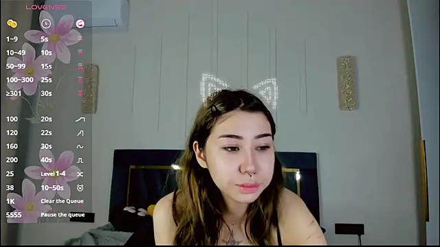 Snapshot of gigi_meii chatting on April 25, 2026, 1:36 pm gigi meii online show from April 25, 2026, 1:36 pm
