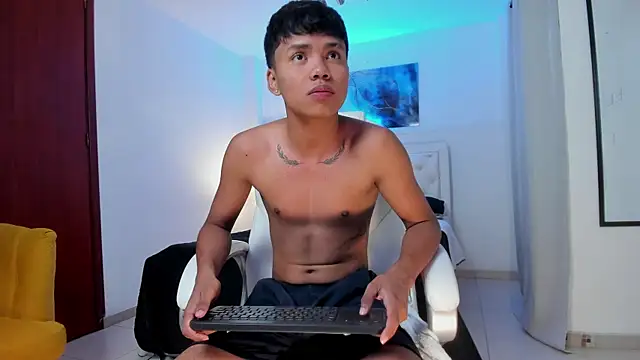 Snapshot of thiagosterling chatting on April 2, 2026, 9:45 pm thiagosterling online show from April 2, 2026, 9:45 pm