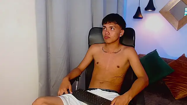 Snapshot of thiagosterling chatting on April 16, 2026, 11:51 pm thiagosterling online show from April 16, 2026, 11:51 pm