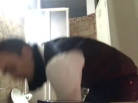 Snapshot of saber910 chatting on March 22, 2026, 10:35 pm saber910 online show from March 22, 2026, 10:35 pm