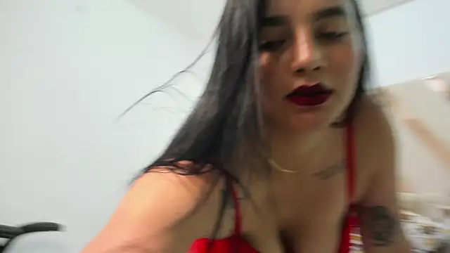 amaia roush online show from March 23, 2026, 7:07 pm