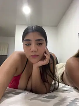 Snapshot of samatha_swet chatting on April 2, 2026, 4:32 am samatha swet online show from April 2, 2026, 4:32 am