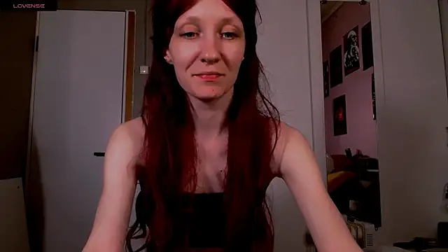 Snapshot of bzzz_bzzz chatting on April 13, 2026, 9:42 pm bzzz bzzz online show from April 13, 2026, 9:42 pm
