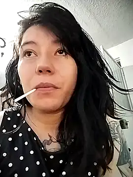 Moon Thompson online show from March 29, 2026, 10:32 pm