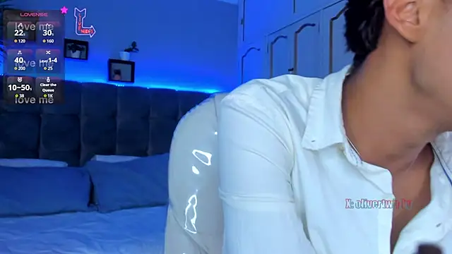 Snapshot of Oliver20__ chatting on March 21, 2026, 4:17 am Oliver20 online show from March 21, 2026, 4:17 am