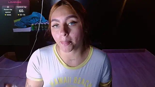 Snapshot of Miley_Clarck chatting on June 6, 2026, 8:13 pm Miley Clarck online show from June 6, 2026, 8:13 pm