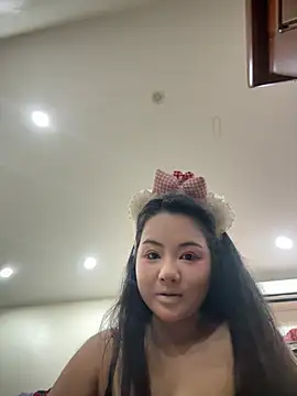   cherry-cute   online show from March 21, 2026, 10:31 am