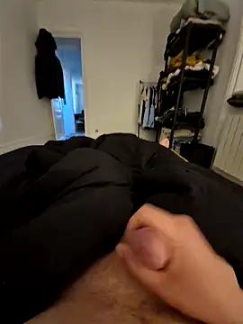 Snapshot of lolo0105 chatting on April 9, 2026, 5:40 am lolo0105 online show from April 9, 2026, 5:40 am