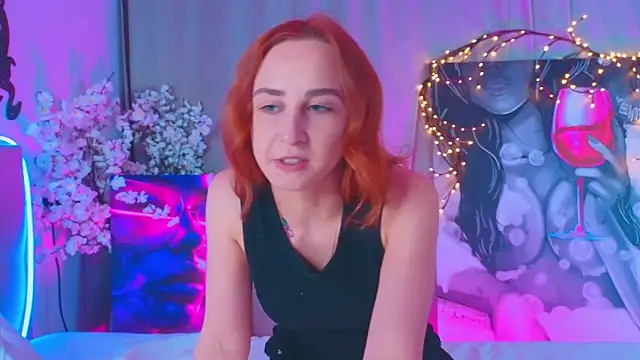 KathrynCanpbell online show from April 3, 2026, 7:01 pm