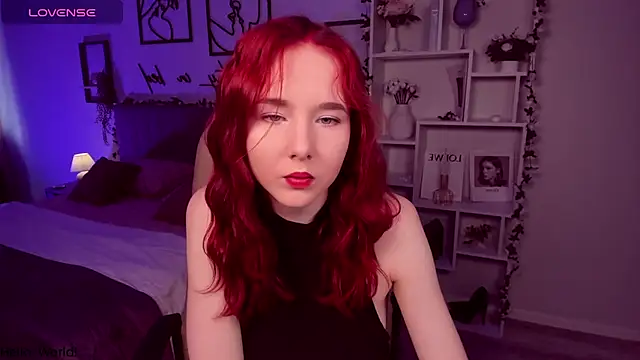 Snapshot of MarilynFire chatting on May 9, 2026, 9:25 am MarilynFire online show from May 9, 2026, 9:25 am