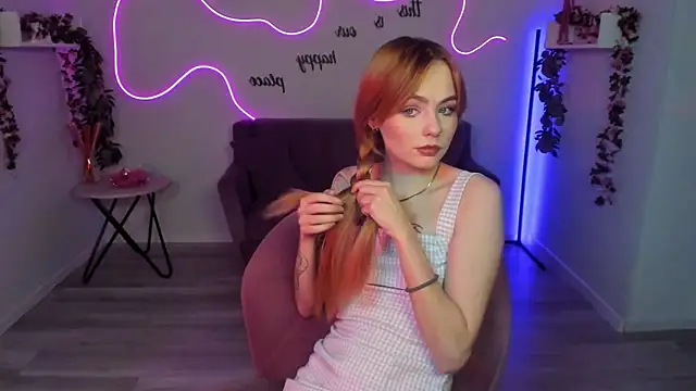MiaSensitive online show from April 29, 2026, 6:47 pm