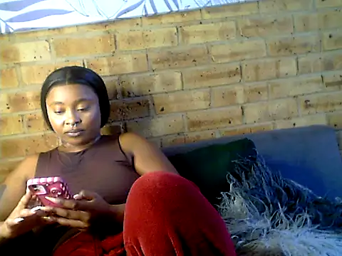 Snapshot of MILLIONDOLLARPUSSY95 chatting on March 24, 2026, 11:04 am MILLIONDOLLARPUSSY95 online show from March 24, 2026, 11:04 am