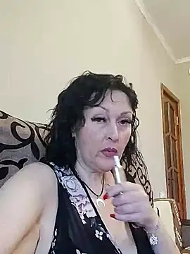 Snapshot of HelgaDennis chatting on June 27, 2026, 5:23 am HelgaDennis online show from June 27, 2026, 5:23 am