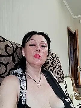 Snapshot of HelgaDennis chatting on June 30, 2026, 4:41 pm HelgaDennis online show from June 30, 2026, 4:41 pm