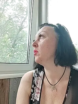 Snapshot of HelgaDennis chatting on July 8, 2026, 3:33 am HelgaDennis online show from July 8, 2026, 3:33 am