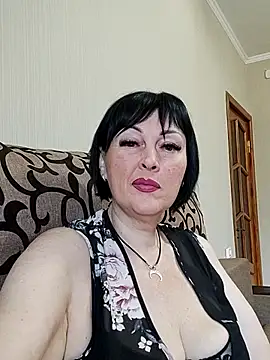 Snapshot of HelgaDennis chatting on July 10, 2026, 6:07 am HelgaDennis online show from July 10, 2026, 6:07 am