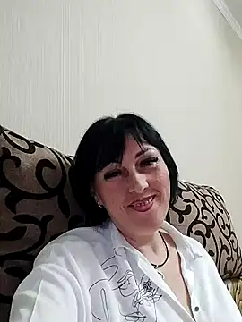 Snapshot of HelgaDennis chatting on July 10, 2026, 6:10 pm HelgaDennis online show from July 10, 2026, 6:10 pm