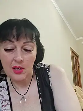Snapshot of HelgaDennis chatting on July 21, 2026, 6:16 am HelgaDennis online show from July 21, 2026, 6:16 am