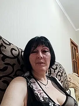 Snapshot of HelgaDennis chatting on July 23, 2026, 6:39 pm HelgaDennis online show from July 23, 2026, 6:39 pm