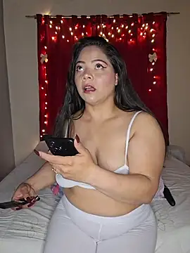 ROUSSE SINCLAIR online show from March 25, 2026, 2:17 am