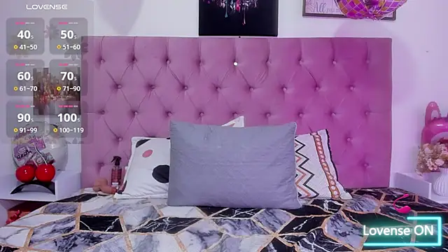 Snapshot of Natasha_wishx chatting on June 9, 2026, 8:20 pm Natasha wishx online show from June 9, 2026, 8:20 pm