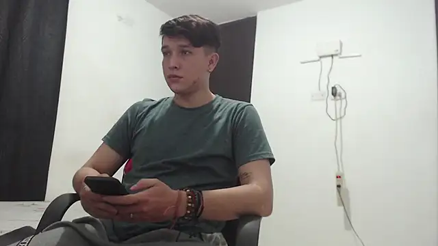 Lucifeeeer 666 online show from April 23, 2026, 8:00 pm