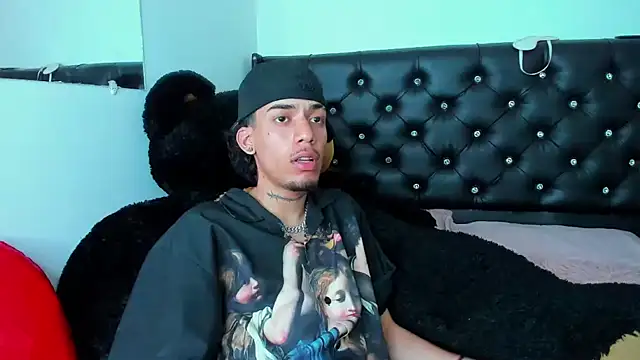 Snapshot of Ryder-Stone chatting on March 28, 2026, 6:40 pm Ryder-Stone online show from March 28, 2026, 6:40 pm