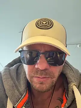 stefhart online show from April 2, 2026, 1:31 pm
