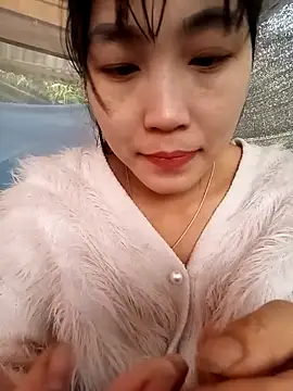 Snapshot of Personality-girl- chatting on March 22, 2026, 12:58 am Personality-girl- online show from March 22, 2026, 12:58 am