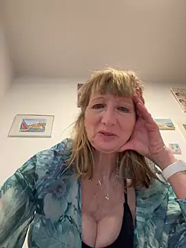 MatureKim online show from April 2, 2026, 5:21 pm