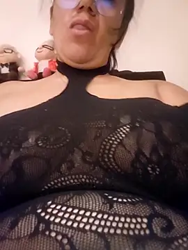 Snapshot of Mielx chatting on March 30, 2026, 1:28 am Mielx online show from March 30, 2026, 1:28 am