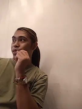 Snapshot of goddessriri01 chatting on June 17, 2026, 5:03 pm goddessriri01 online show from June 17, 2026, 5:03 pm