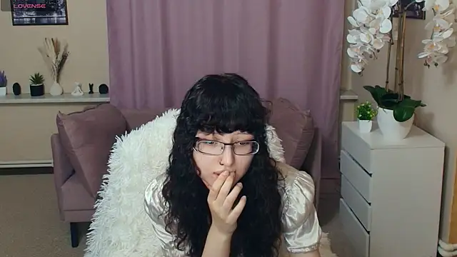 Snapshot of JordanSvetlik chatting on June 21, 2026, 7:05 pm JordanSvetlik online show from June 21, 2026, 7:05 pm