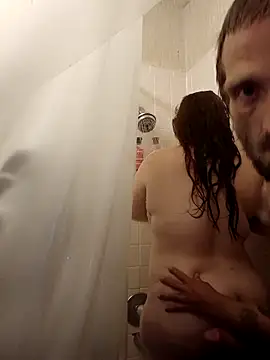 HexedPortrait online show from April 22, 2026, 4:15 am