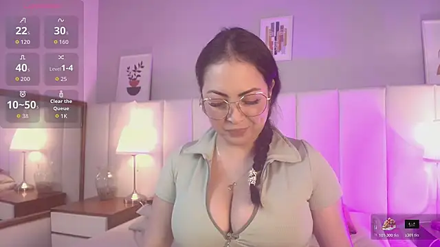 AlanaWesst online show from July 11, 2026, 2:42 pm