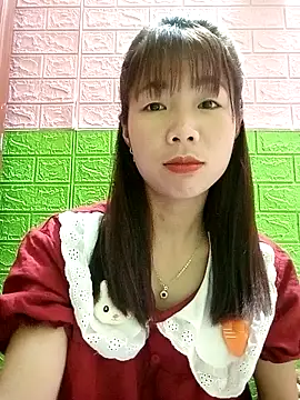 Snapshot of AmyLinee01 chatting on July 7, 2026, 6:47 am AmyLinee01 online show from July 7, 2026, 6:47 am