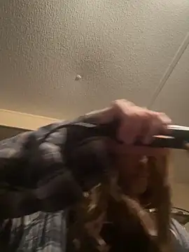 AlexAndriaStrips online show from March 25, 2026, 9:04 am